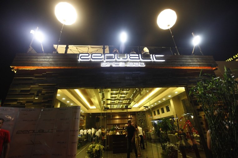 Opening of Republic in Jbeil